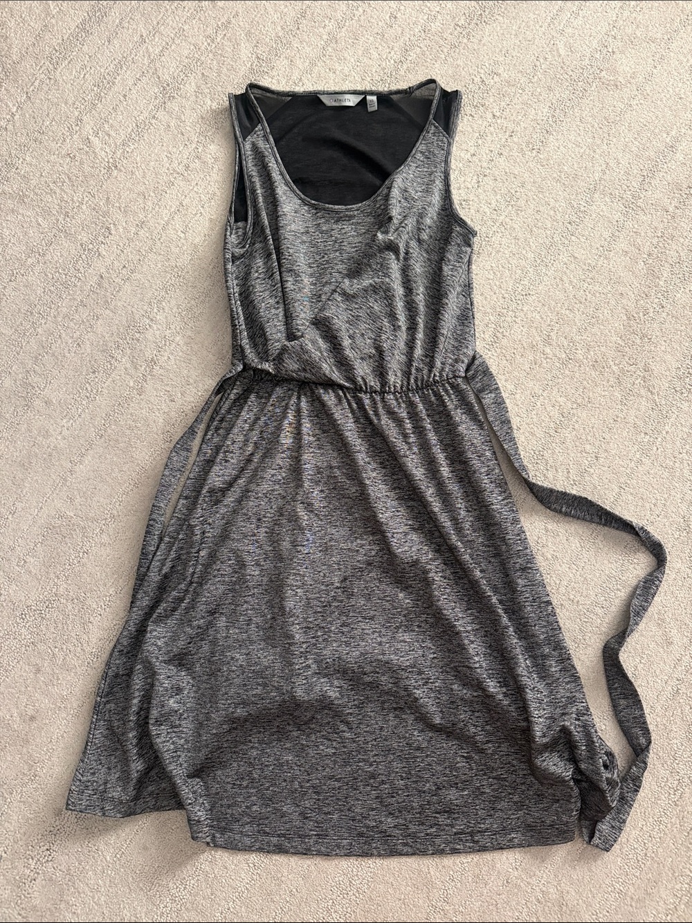 Athleta Gray Sleeveless Tie-Waist Casual Dress
